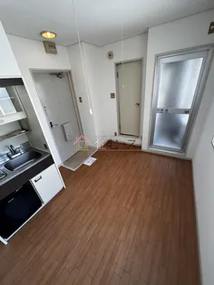 メゾン泉尾【4階】の居間