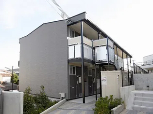 レオパレスワイズ 02【2階】の外観