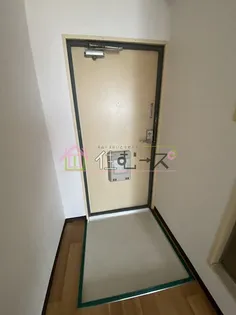 玉出タカハシマンション【3階】の玄関