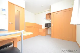 レオパレスNEXT ONE【2階】の寝室