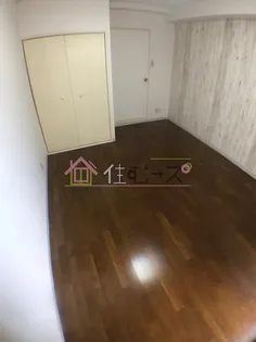 センチュリー新大阪【8階】の居間