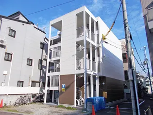 レオパレス柳谷【3階】の外観