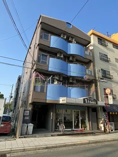 ホワイトハウス平野【4階】の外観