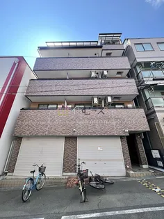 ブロッサム カスガデ【2階】の外観