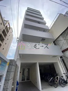 グランドゥール九条【1階】の外観