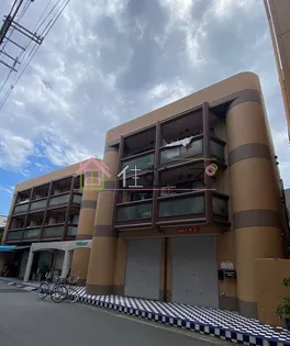 ファミリア87【3階】の外観