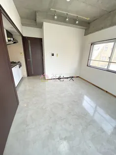 アクエルド新町【9階】の居間