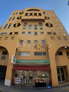 ハーバーハウス大阪【4階】の外観