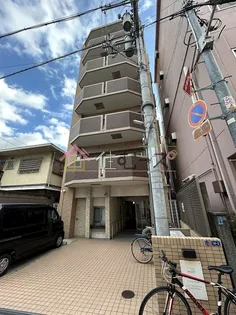 ラ・ファミリア山坂【5階】の外観