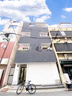 エルメゾン九条【2階】の外観