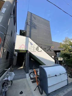 セルフィーユ【1階】の外観