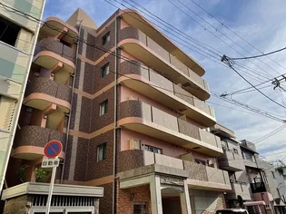 プラティーク ベリエの画像