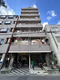 ルベール公園前【2階】の外観