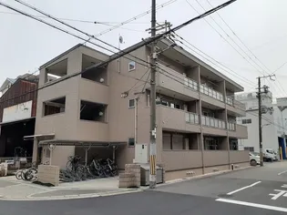 ビレッジ イリスの画像