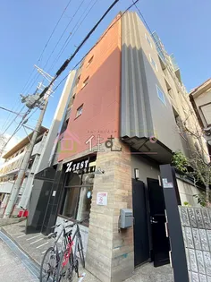 I-ZONE【3階】の外観