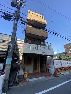 東三国 山真ビル【2階】の外観