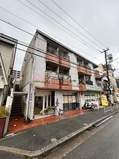 LU SHEETAの画像
