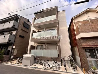 F asecia premier【2階】の外観