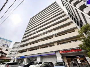 W O B KYOBASHIの画像