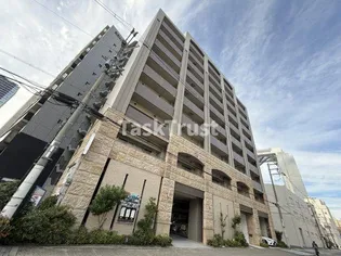 トモドール北梅田【6階】の外観