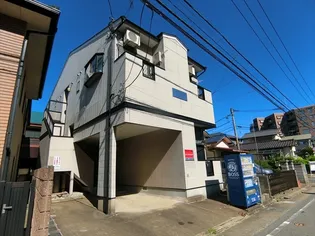 カビネダムール唐原【2階】の外観