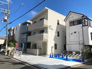 メルシー高槻八幡【3階】の外観