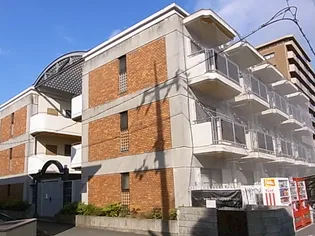 パークサイドマンション【1階】の外観