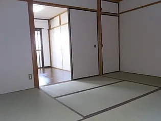 RHYTHM高槻野田【2階】の内装
