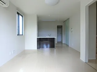 クラヴィエB【105号室】の居間