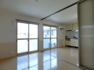 クレセント北峰A棟【201号室】の内装