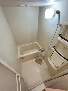 メゾンリヴェール C棟【202号室】の風呂