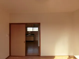 コーポRORO【2階】の居間