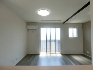 オクト【1階】の居間