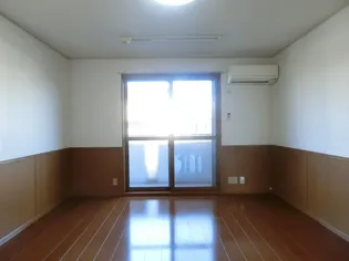 ファミールS【1階】の居間