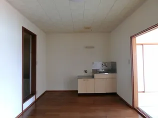 フローレンス勝田2号棟【8号室】の居間