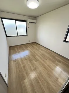 グランディールA棟【205号室】の内装