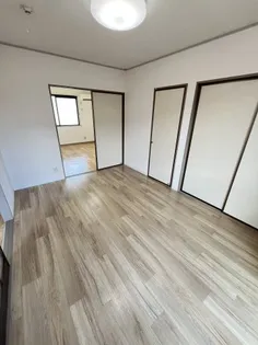 グランディールA棟【205号室】の内装