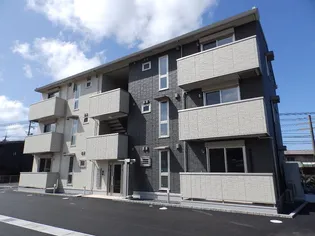 トゥロワ ブランシュの画像