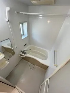 プレステージ東福原【2階】の風呂