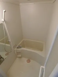 グランシャリオ堀川C棟【1階】の風呂