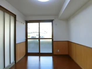 グランシャリオ堀川C棟【1階】の内装