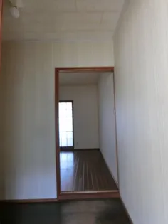 フローレンス勝田2号棟【3号室】の玄関