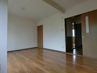 メゾンアイリス【202号室】の居間