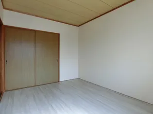 メゾンアイリス【202号室】の居間