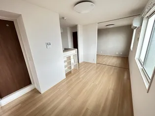 Creanjue(クレアンジュ)【2階】の居間