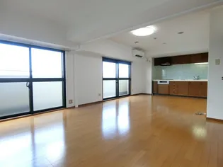 グランディオス米子【1003号室】の居間