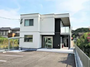 マテリアルⅡ【2階】の外観