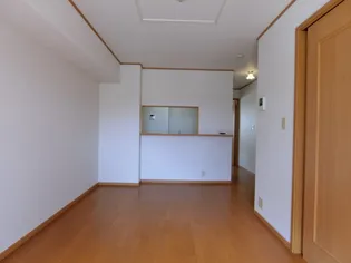 ベル・ミニョンB【2階】の居間