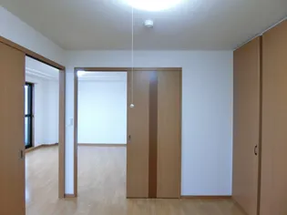 ディベルティ観音寺新町【3階】の内装