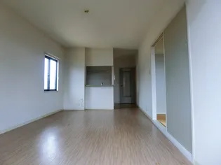 サニーズ福庭 B棟【105号室】の居間